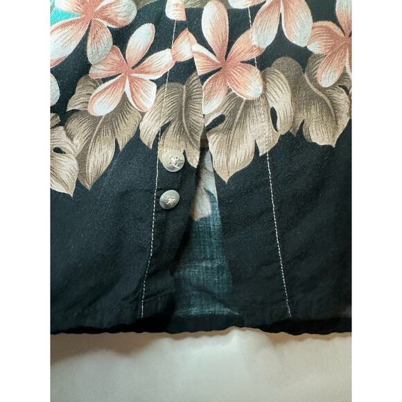 Pierre Cardin | Medium | Hawaiian button front shirt - Picture 4 of 6